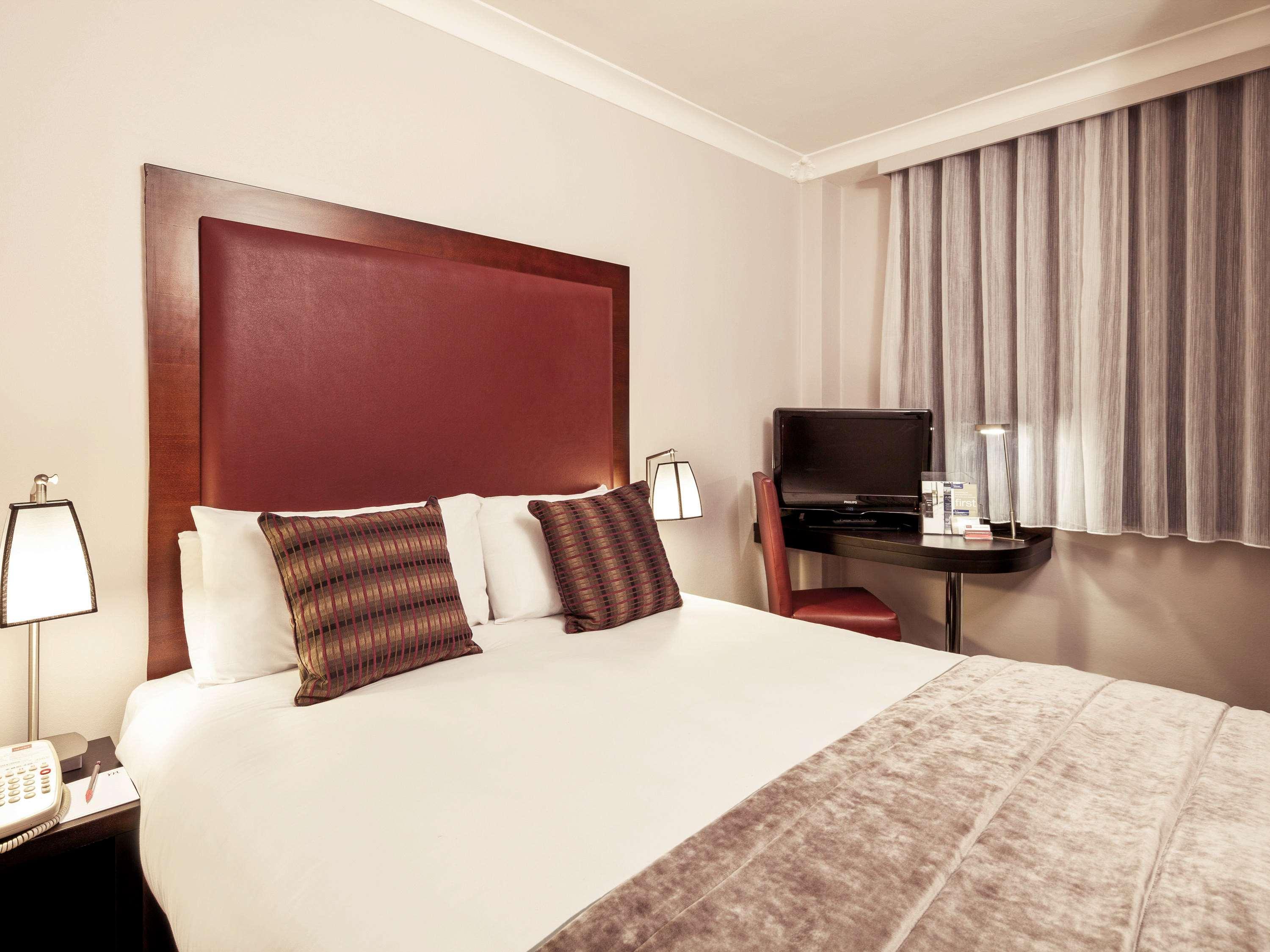 Mercure London Kensington Hotel Bagian luar foto