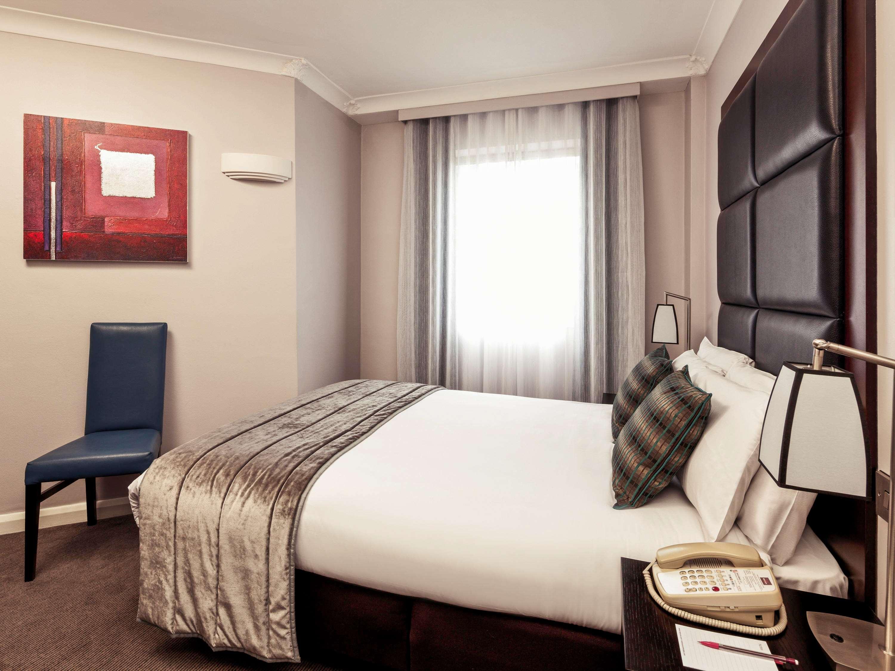 Mercure London Kensington Hotel Bagian luar foto