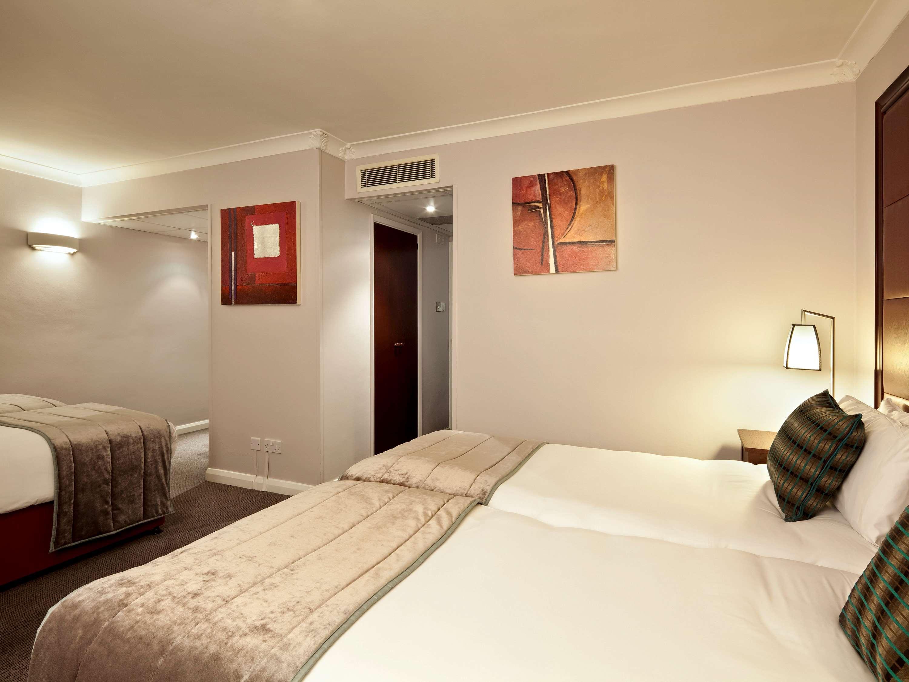 Mercure London Kensington Hotel Bagian luar foto