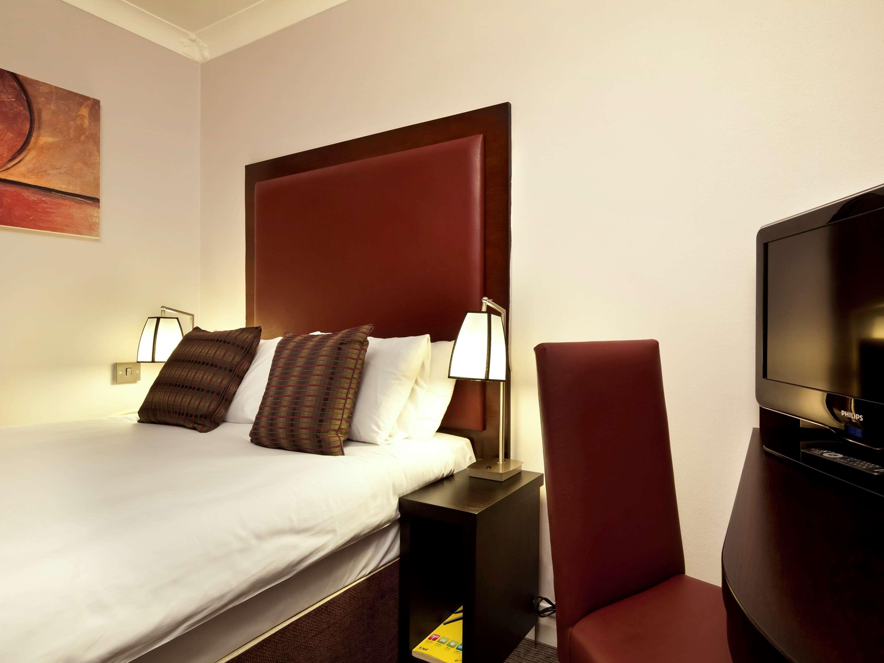 Mercure London Kensington Hotel Bagian luar foto