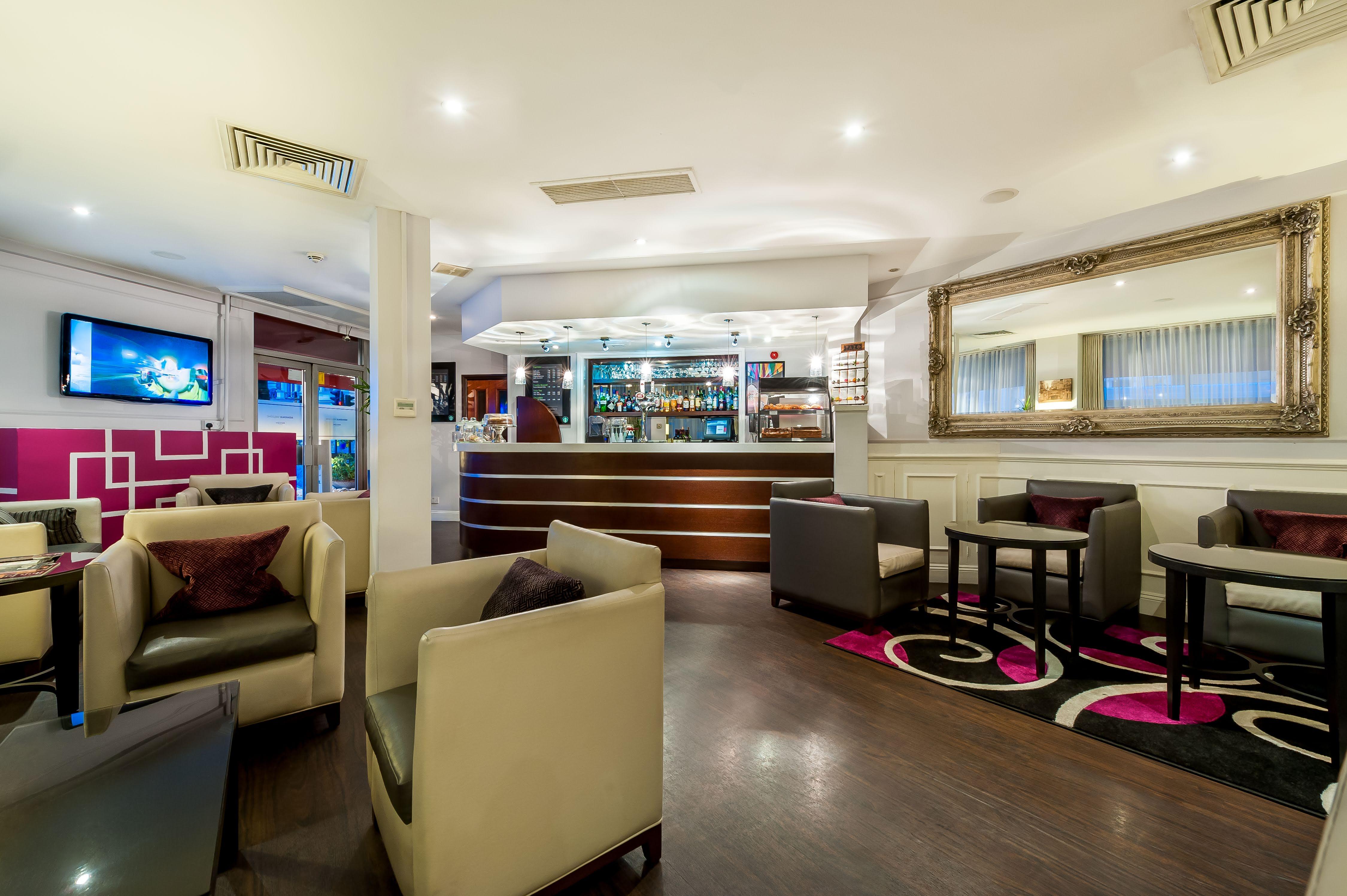 Mercure London Kensington Hotel Bagian luar foto