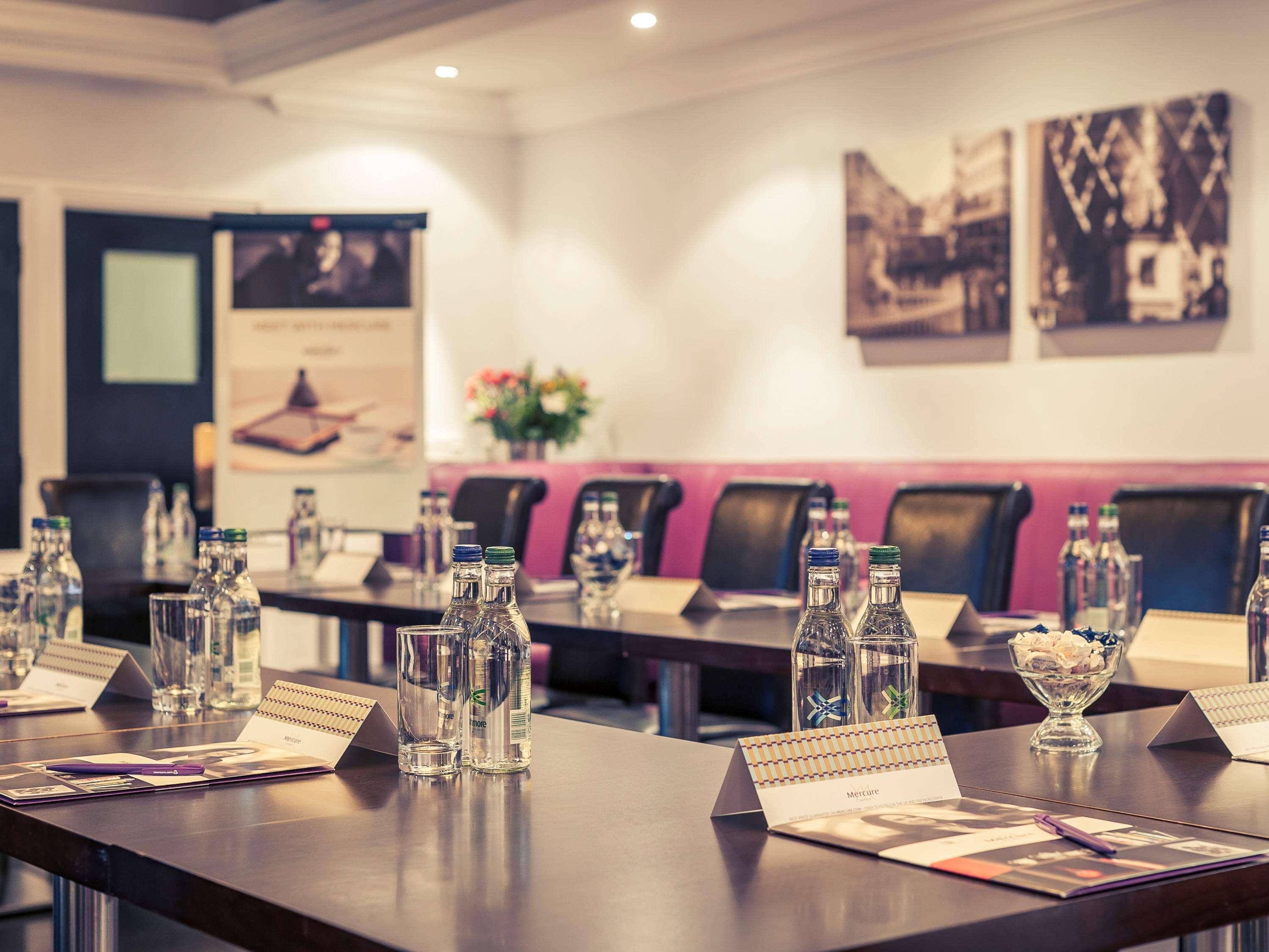 Mercure London Kensington Hotel Bagian luar foto