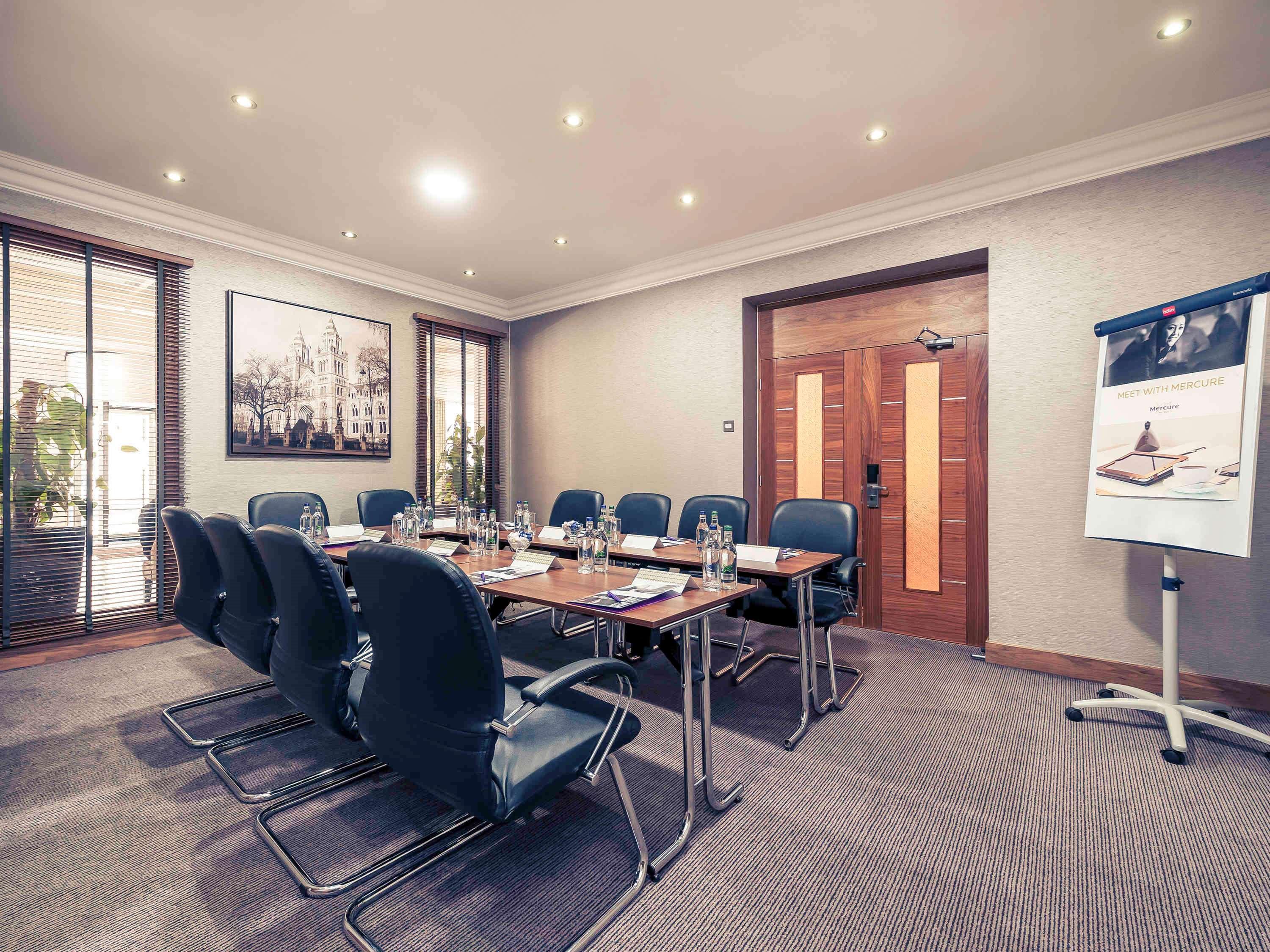 Mercure London Kensington Hotel Bagian luar foto